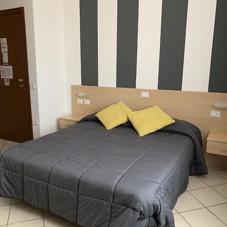 Hotel Bussana Porto Tolle Luaran gambar