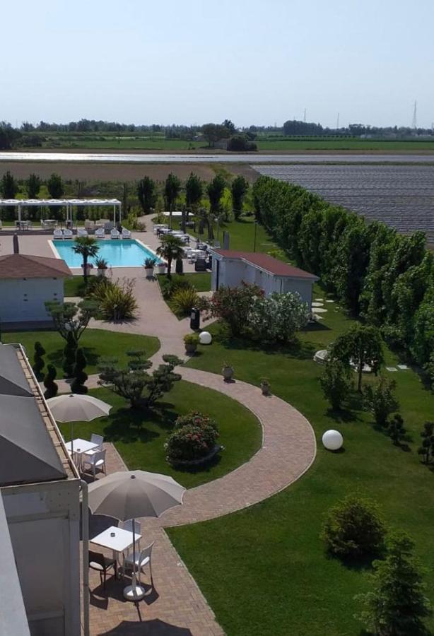 Hotel Bussana Porto Tolle Luaran gambar