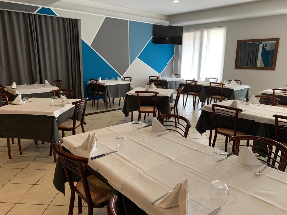 Hotel Bussana Porto Tolle Luaran gambar