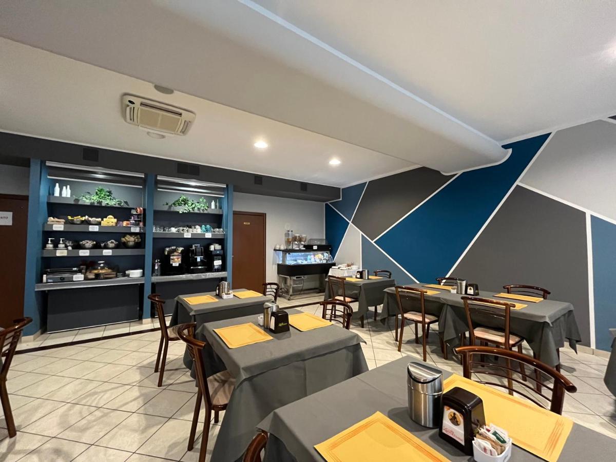 Hotel Bussana Porto Tolle Luaran gambar
