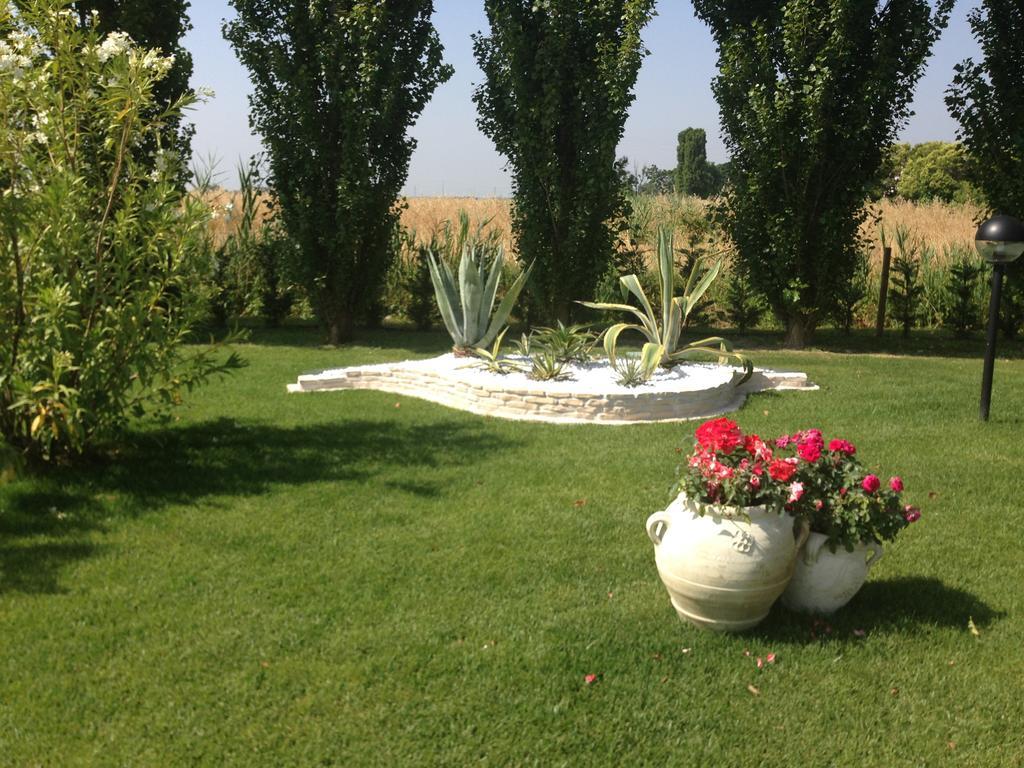 Hotel Bussana Porto Tolle Luaran gambar
