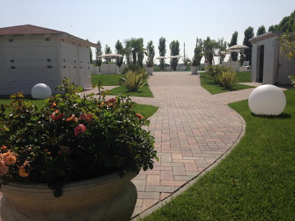 Hotel Bussana Porto Tolle Luaran gambar