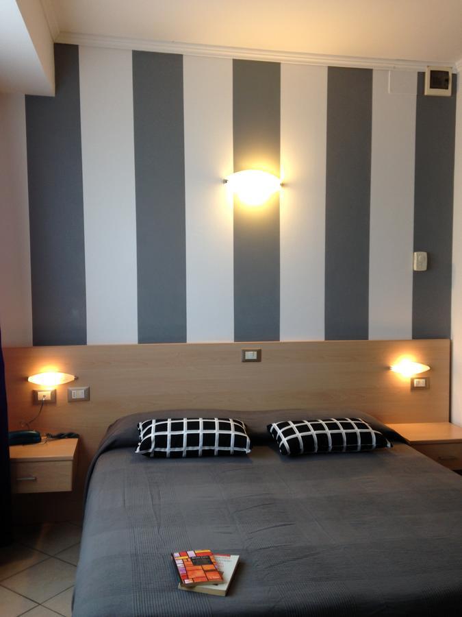 Hotel Bussana Porto Tolle Luaran gambar